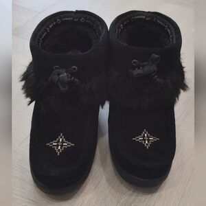 Muk Luk waterproof boots